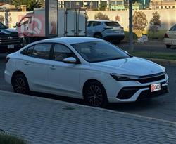 MG 5 Plus